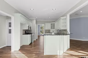 1208 W Rieck Rd, Tyler, TX 75703 - Photo 10