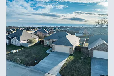 1202 Rock Creek Dr, Sulphur Springs, TX 75482 - Photo 4