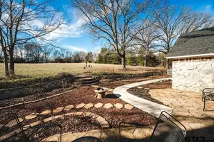 19757 C R 444, Lindale, TX 75771 - Photo 4