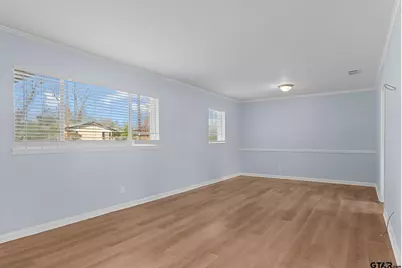 2304 Crestwood, Tyler, TX 75701 - Photo 6