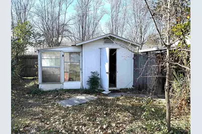 300 S Beech, Winnsboro, TX 75494 - Photo 16