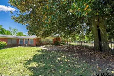 510 E Bonham, Jefferson, TX 75657 - Photo 20