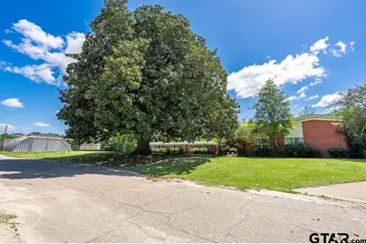 510 E Bonham, Jefferson, TX 75657 - Photo 4