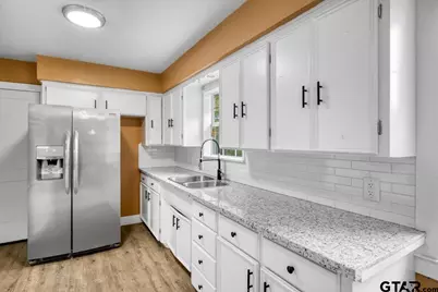 1912 W Oakwood, Tyler, TX 75702 - Photo 8