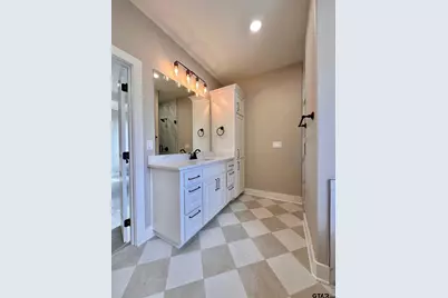 195 Clara Ln, Kilgore, TX 75662 - Photo 30