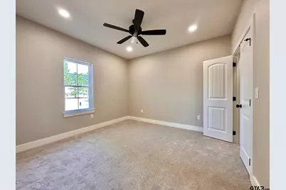 195 Clara Ln, Kilgore, TX 75662 - Photo 42