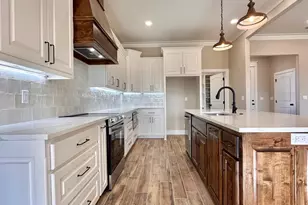 195 Clara Ln, Kilgore, TX 75662 - Photo 16