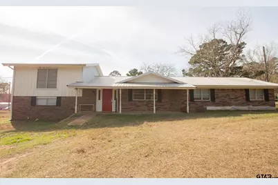 819 Palestine St, Alto, TX 75925 - Photo 1