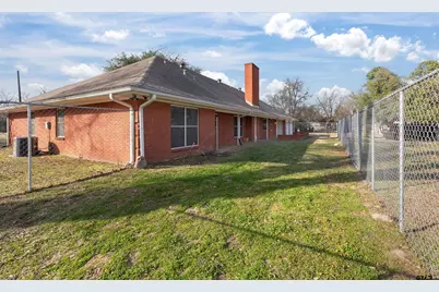 1420 N Pacific, Mineola, TX 75773 - Photo 36