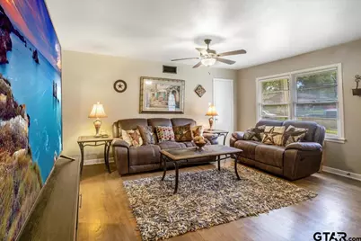 2216 Pleasant Dr, Tyler, TX 75701 - Photo 6