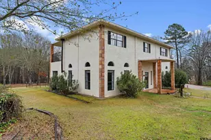 210 Kenneth Dr, Henderson, TX 75652 - Photo 2