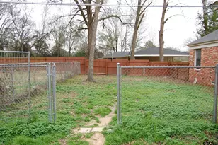 718 N St N/Sid, Gilmer, TX 75644 - Photo 18