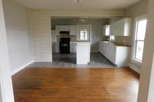 201 N Henry, Lindale, TX 75771 - Photo 6