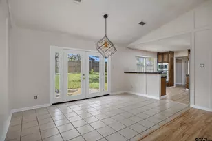 409 Shelly Dr, Whitehouse, TX 75791 - Photo 6