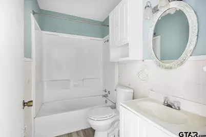 908 Crosby, Tyler, TX 75702 - Photo 14