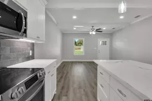 614 N Commerce, Overton, TX 75684 - Photo 12