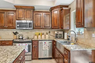 16543 Grand Coteau, Tyler, TX 75703 - Photo 4