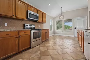 833 Greenwood Cir, Lindale, TX 75771 - Photo 12
