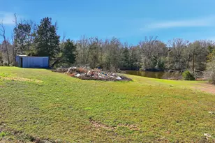 1409 Bassett Rd, Palestine, TX 75803 - Photo 26