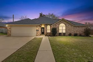 1502 Peach St, Kilgore, TX 75662 - Photo 46