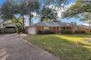 915 Pam Dr, Tyler, TX 75703 - Photo 4