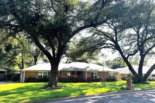 915 Pam Dr, Tyler, TX 75703 - Photo 10