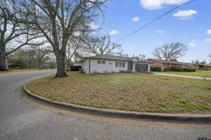 815 Circle Dr, Jacksonville, TX 75766 - Photo 4