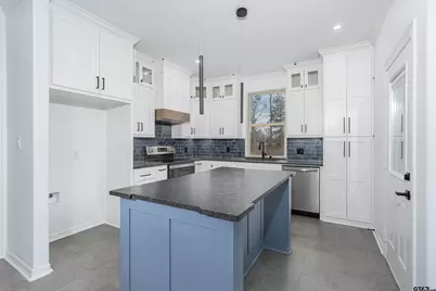 284 County Road 4229, Jacksonville, TX 75766 - Photo 6