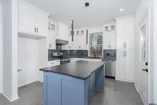 284 Co Rd 4229, Jacksonville, TX 75766 - Photo 6