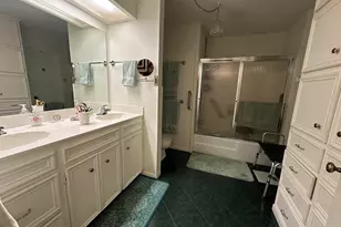 1305 Alameda St, Jacksonville, TX 75766 - Photo 14