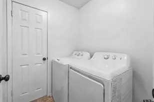 346 Meridian St, Gladewater, TX 75647 - Photo 8