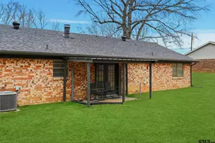 346 Meridian St, Gladewater, TX 75647 - Photo 20