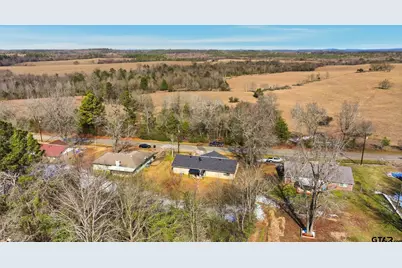 346 Meridian St, Gladewater, TX 75647 - Photo 26