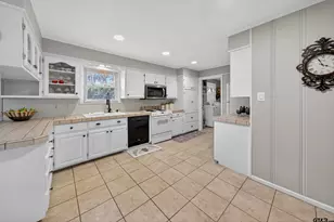 4205 Birdwell Dr, Tyler, TX 75703 - Photo 10
