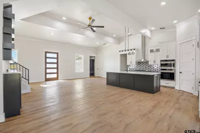 19383 Ridge Point Cir, Lindale, TX 75771 - Photo 8
