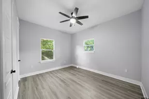 917 N Jackson St, Palestine, TX 75801 - Photo 24