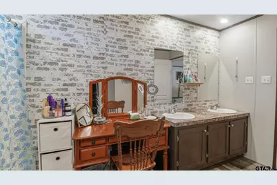 19402 N Fm 450, Out of Area, TX 75651 - Photo 14