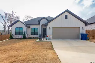 332 Amanda Ave, Bullard, TX 75757 - Photo 1