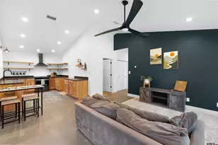 209 Ella Ln, Bullard, TX 75757 - Photo 10