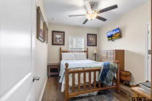 1104 W Pk St, Tyler, TX 75702 - Photo 10