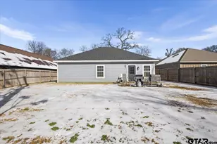 1104 W Pk St, Tyler, TX 75702 - Photo 22
