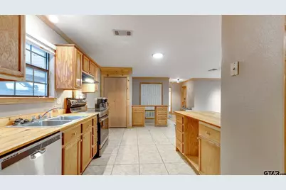 900 Primrose Rd, Gilmer, TX 75644 - Photo 14