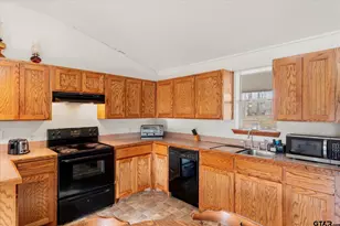 106 Lively, Mount Pleasant, TX 75455 - Photo 10