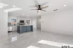 1608 Austin Dr, Tyler, TX 75701 - Photo 8