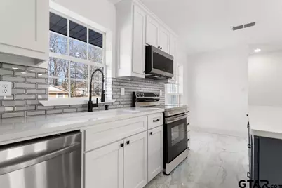 1608 Austin Dr, Tyler, TX 75701 - Photo 18