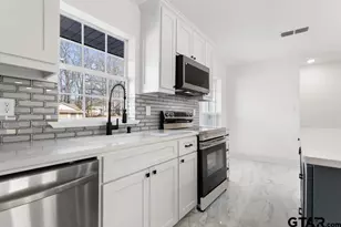 1608 Austin Dr, Tyler, TX 75701 - Photo 18