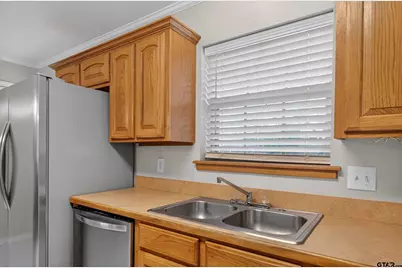 823 Willow Creek Dr, Jacksonville, TX 75766 - Photo 12