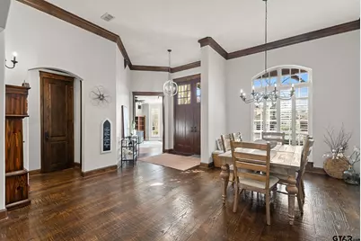 2306 Kingsmill Cir., Tyler, TX 75703 - Photo 4