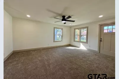 314 E Madison Street, Overton, TX 75684 - Photo 6