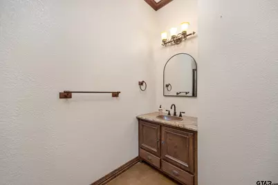 19275 County Road 3411, Chandler, TX 75758 - Photo 32